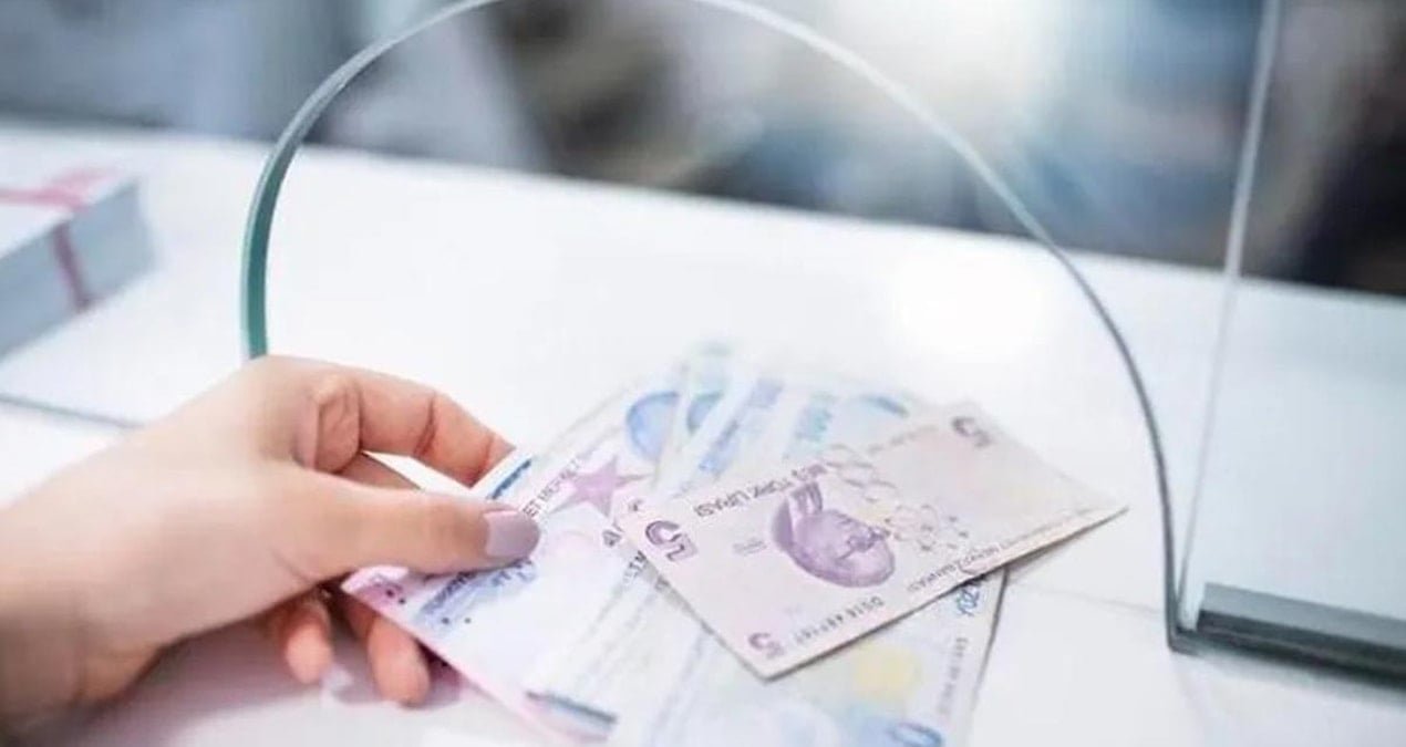 Zam Bekleyen Emeklilere kök maaş müjdesi yolda! Cumhurbaşkanının imzası bekleniyor