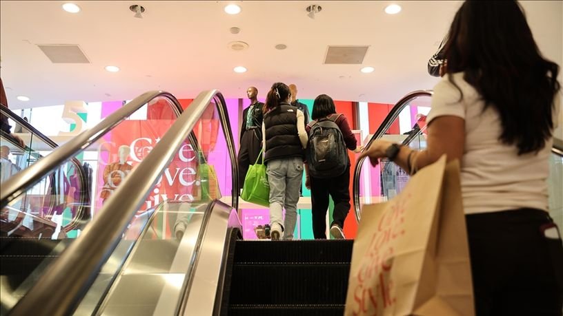 Tüketici güveni yıla ılımlı düşüşle başladı