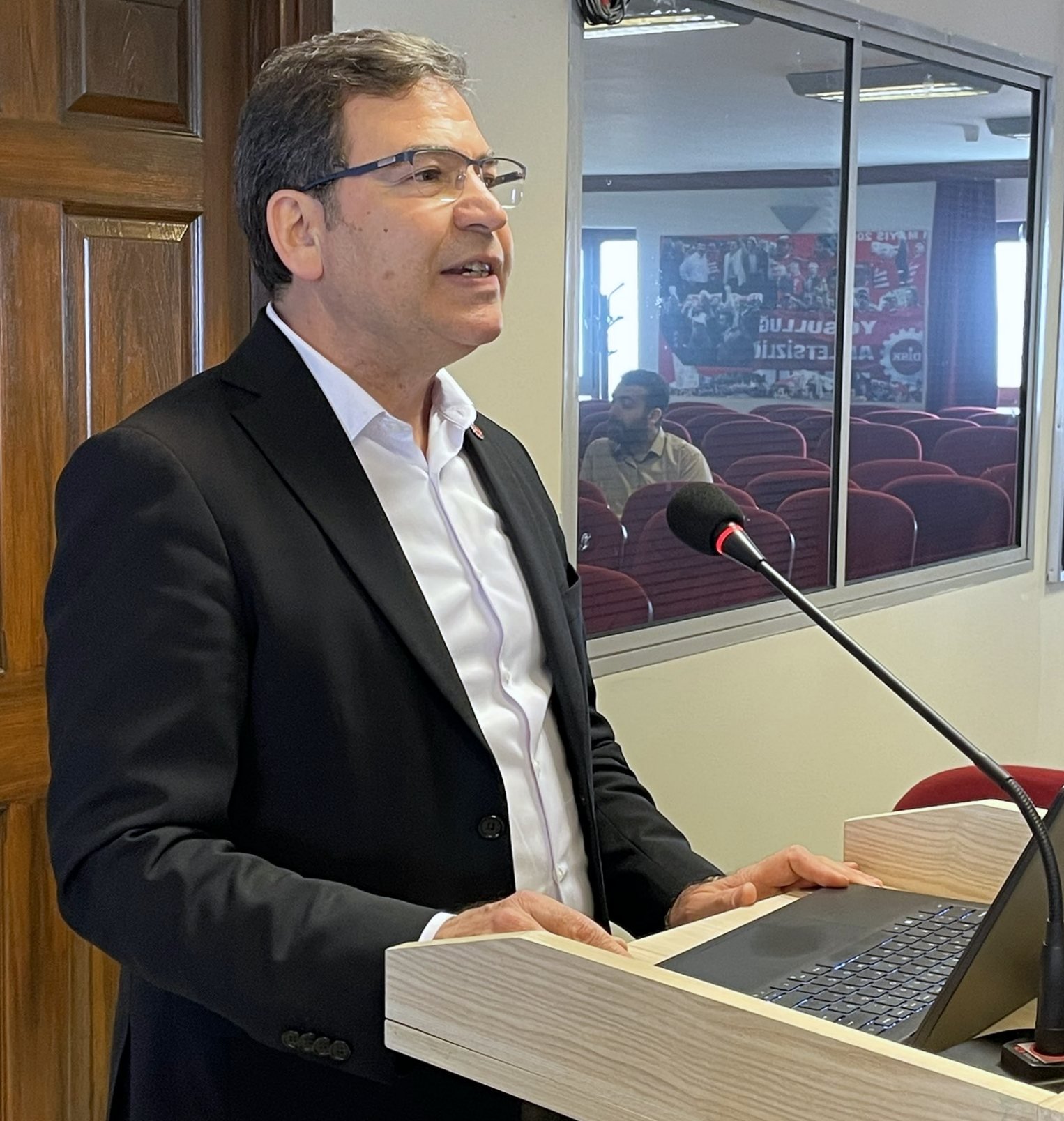 Birleşik Metal-İş Başkanı Özkan Atar: Bize düşen sinmek değil, mücadeleyi yükseltmek