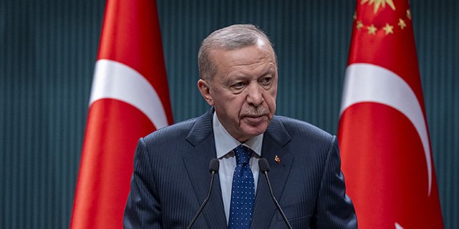 Erdoğan: Yetkisini Kötüye Kullananın Gözünün Yaşına Bakmayız
