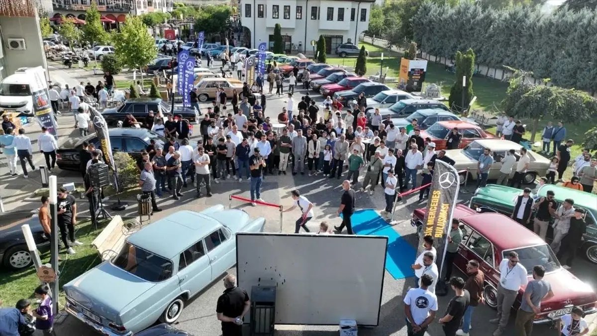 Klasik Mercedes Tutkunları Malatya’da Buluştu