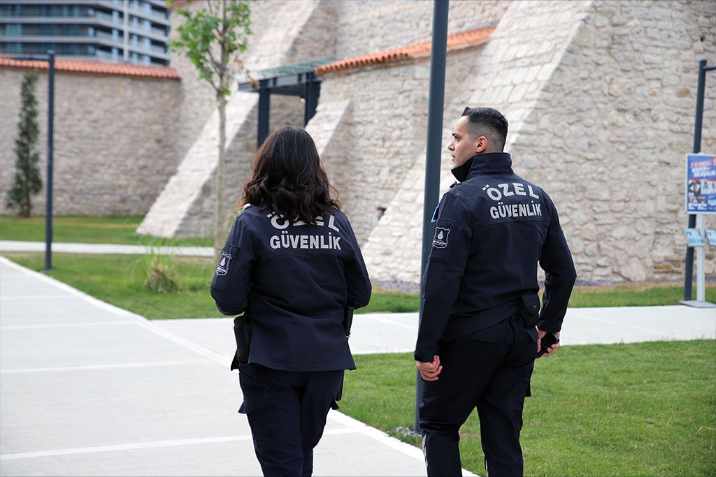 KDK’ dan Güvenlik Görevleri İçin Karar: “Personel Takibi Güvenliğin Görevi Değil, Vardiya Eşitsizliği Hukuksuz”